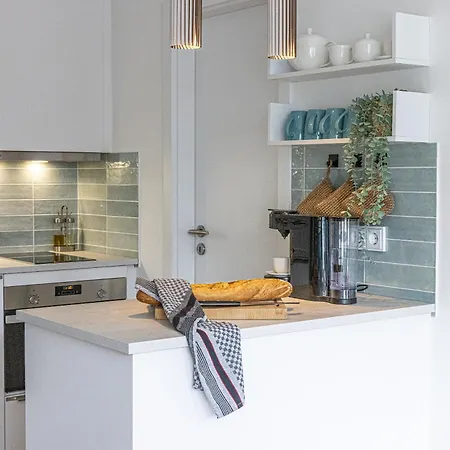 Seagrass Apartment *